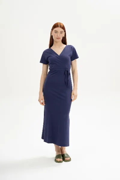 MELA MELA Damen vegan Kleid V-Ausschnitt Shreoshi Sommernacht Lila