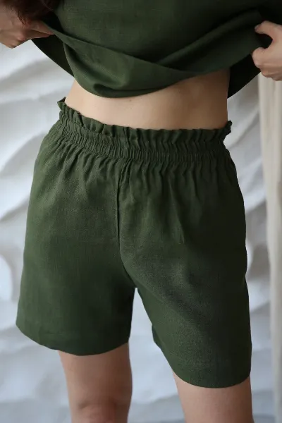 Amber Linen Amber Linen Damen vegan Shorts Positano Waldgrün