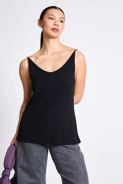 JAN 'N JUNE Top Triangle Flow