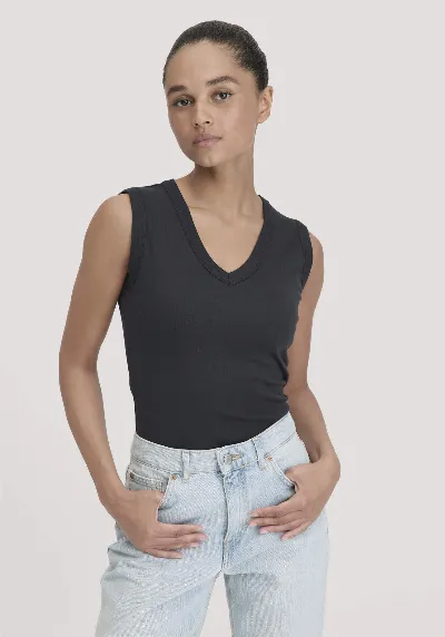 hessnatur hessnatur Damen Softrib Top Fitted aus Bio-Baumwolle und TENCEL™ Modal