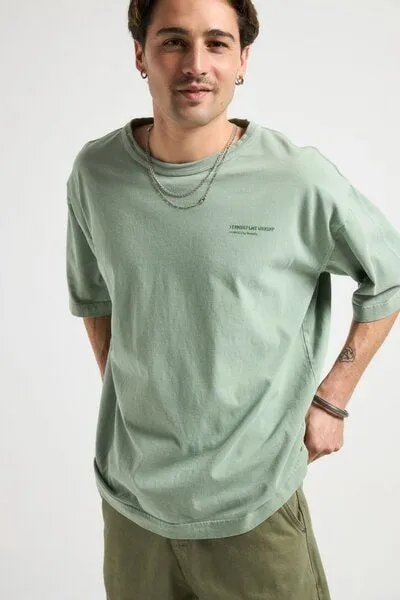 Trendsplant Trendsplant Core Oversized T-Shirt Hedge Green