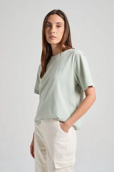 Trendsplant Trendsplant Women’s Essential T-Shirt Coastal Fog