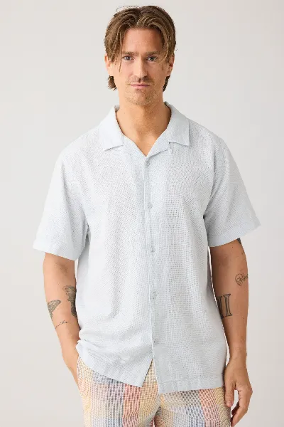 KnowledgeCotton Apparel KnowledgeCotton Apparel Herren vegan Hemd Relaxed Kurzarm Skyway Hellblau