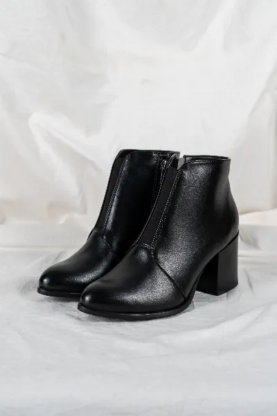 AGAZI AGAZI Damen vegan Stiefel Hana