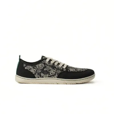 Vesica Piscis Footwear Vesica Piscis Footwear Claxton vegan barefoot cats