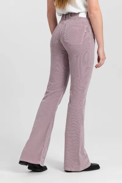 Kuyichi Kuyichi Damen vegan Hose Flare Corduroy Lisette Lavendelgrau