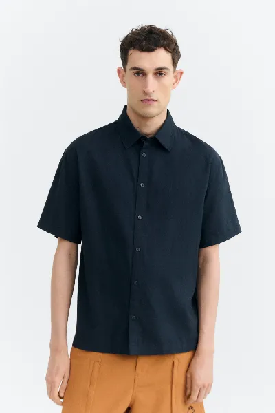 thinking mu Thinking MU Herren vegan Hemd Oversized Handbestickter Fisch Kurtis Navy