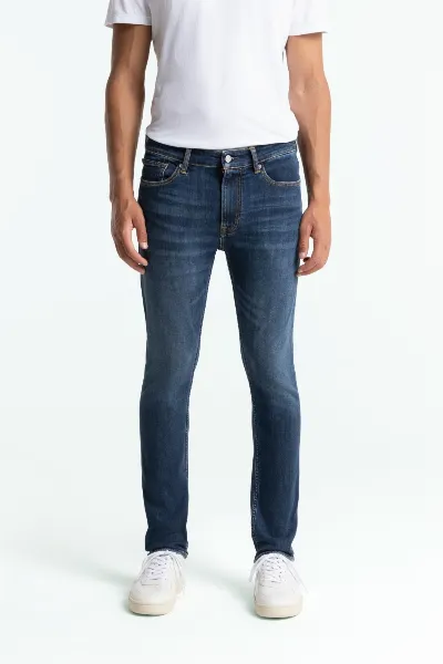 Kings Of Indigo Kings of Indigo Herren vegan Jeans John Clean Medium Washed Blau