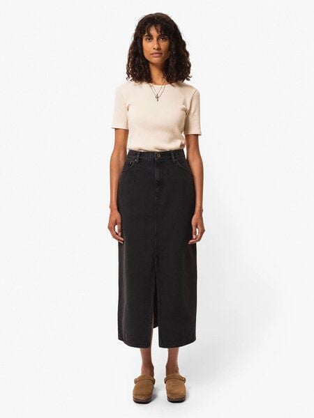 large-20260409-171358 large-20260409-171358