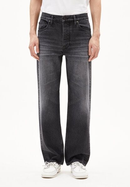 large-20260409-200922 large-20260409-200922