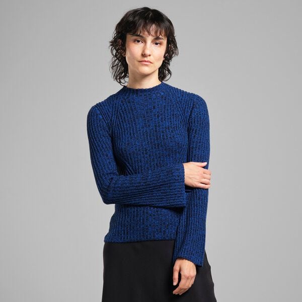 large-20260409-201258 large-20260409-201258