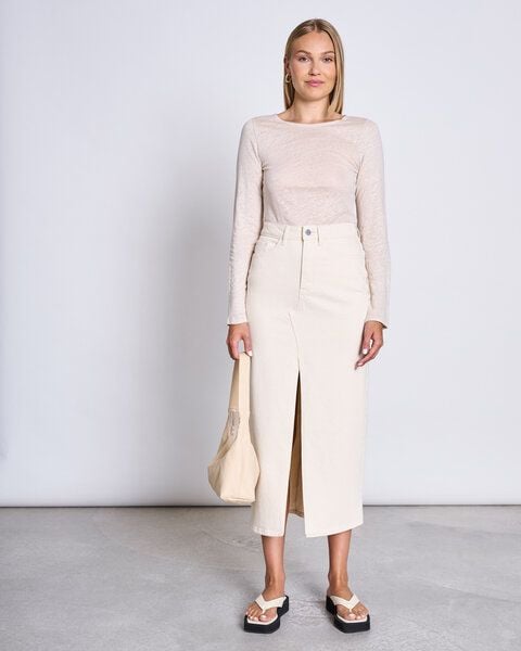 large-20260409-202008 large-20260409-202008