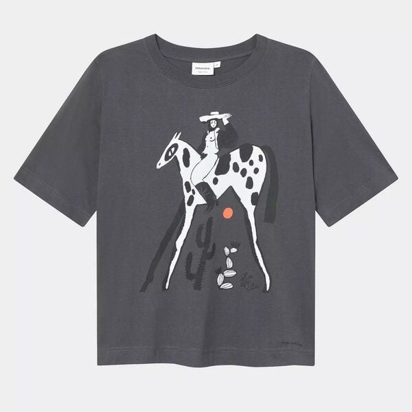 DEDICATED T-Shirt Vadstena Eniko Katalin Eged Cowgirl - Charcoal DEDICATED T-Shirt Vadstena Eniko Katalin Eged Cowgirl - Charcoal