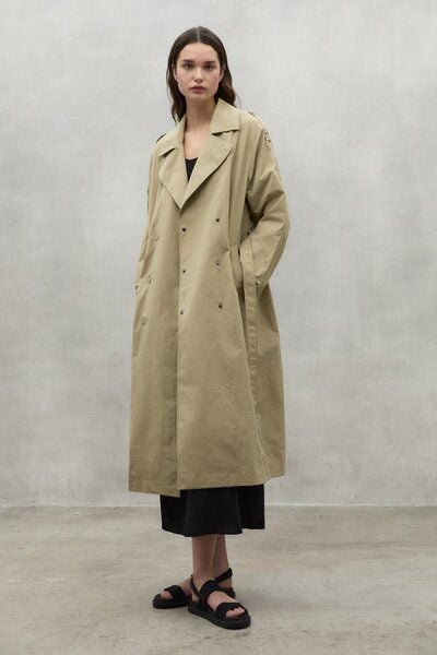 ECOALF Damen Jacke ERRIGAL aus recyceltem Nylon ECOALF Damen Jacke ERRIGAL aus recyceltem Nylon