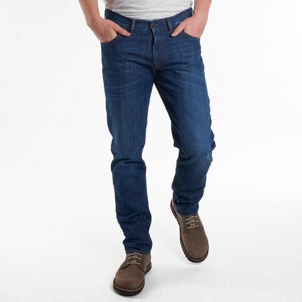 fairjeans Bio-Jeans RELAXED WAVES mit Waschung in leichter tapered Form fairjeans Bio-Jeans RELAXED WAVES mit Waschung in leichter tapered Form