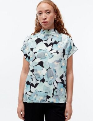 Givn Berlin Kurzarmbluse GBLETIZIA mit Stehkragen aus TENCEL mit Peach-Effekt