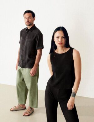 Givn Berlin Plisseetop GBWILLA aus recyceltem Polyester - Black (Pleats)