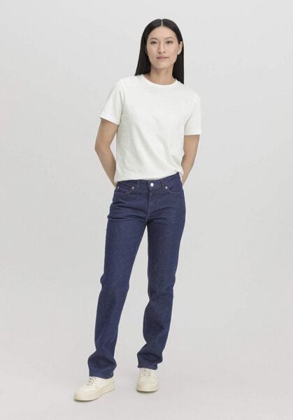hessnatur Jeans MARIE Mid Rise Straight aus Bio-Denim hessnatur Jeans MARIE Mid Rise Straight aus Bio-Denim