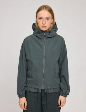 Mazine leichte Jacke aus recykeltem Plastik