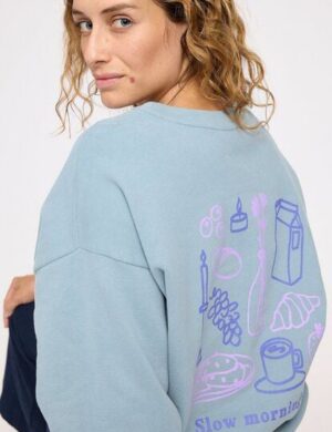 Mazine Sweatshirt mit Breakfast Backprint – aus Biobaumwolle