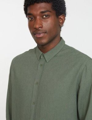 Herren Hemd aus Leinen und LENZING ECOVERO Viskose Mix – NUTMEG – recolution