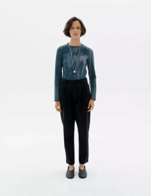 thinking mu Bundfaltenhose aus schwerer Baumwolle Modell: Rina