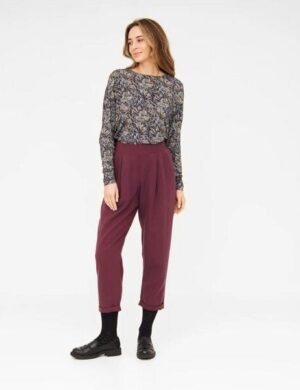 WiDDA berlin Bundfaltenhose JUPP beere aus ECOVERO®