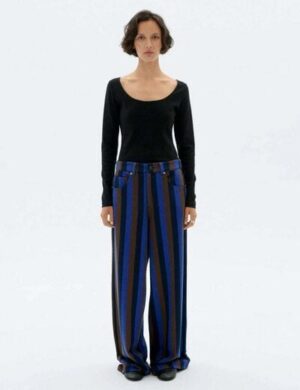 Thinking Mu – Hose Totenham Blanket Hedda