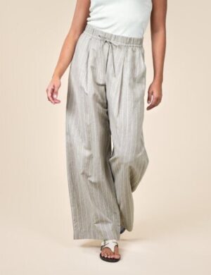 Living Crafts Hose – TAKARA