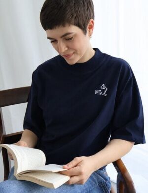 Kultgut Artdesign- Biofair- Flausch Shirt im Boxistyle / Kleine Nachtlektüre