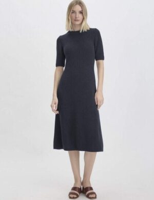 hessnatur Strick Kleid Midi Slim aus reiner Bio-Baumwolle