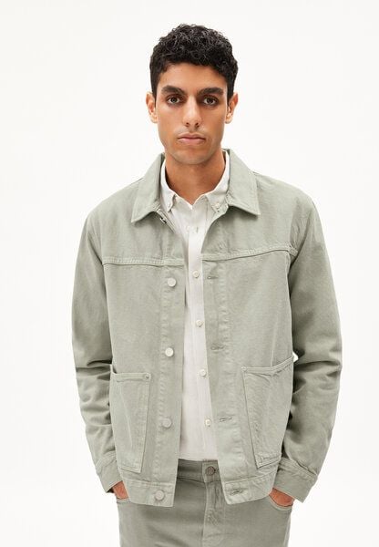 large-5389.jpg large-5389.jpg