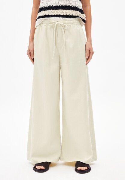 large-5600.jpg large-5600.jpg