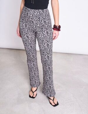 JAN N JUNE Ausgestellte Flared Leggings leo GOTS