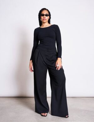 JAN N JUNE Longsleeve LEON black