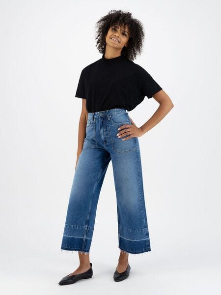 MUD Jeans Jeans - Sara Works Cropped - aus recycelter Baumwolle MUD Jeans Jeans - Sara Works Cropped - aus recycelter Baumwolle