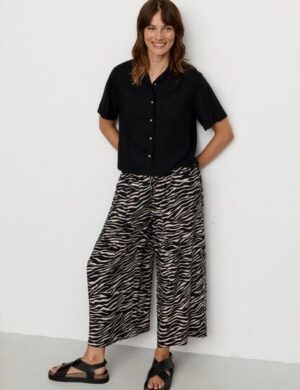 Damen Hose aus LENZING ECOVERO Viskose – SEQUOIA ZEBRA – recolution