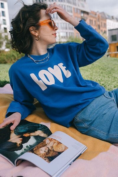 thinking mu Sweatshirt - Love Ecru - aus Bio-Baumwolle thinking mu Sweatshirt - Love Ecru - aus Bio-Baumwolle
