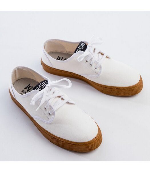 WASTED SHOES Sneaker Schnürschuh Stubby weiß mit brauner Sohle WASTED SHOES Sneaker Schnürschuh Stubby weiß mit brauner Sohle