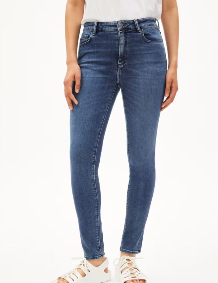 Jeans Tillaa x Stretch Comfort Galaxy Blue