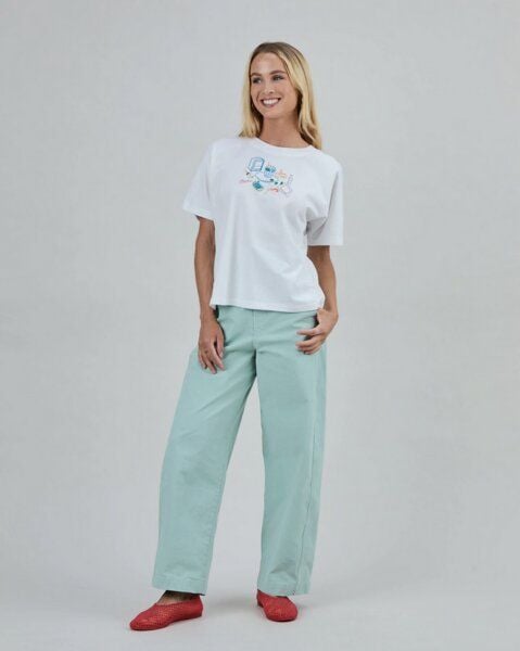 Brava Fabrics Chiringuito Embroidery Oversize T-Shirt Weiß Brava Fabrics Chiringuito Embroidery Oversize T-Shirt Weiß