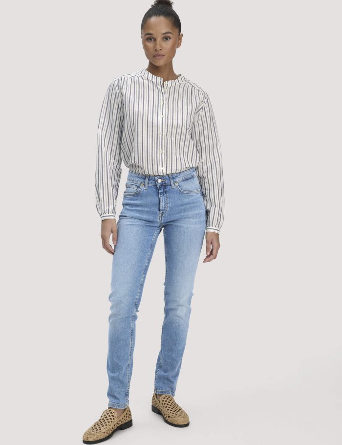 hessnatur Damen Jeans LEA Mid Rise Slim aus Bio-Denim - blau hessnatur Damen Jeans LEA Mid Rise Slim aus Bio-Denim - blau