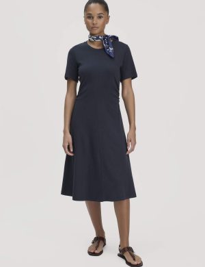 hessnatur Damen Jersey Kleid Kniebedeckend Slim aus Bio-Baumwolle - blau