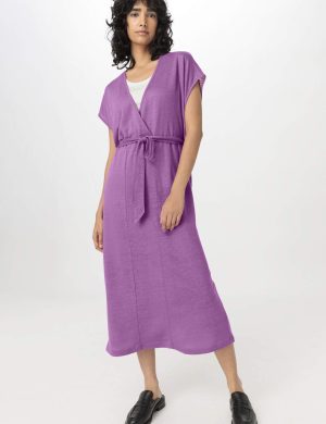 hessnatur Damen Jersey Kleid Midi Relaxed aus Leinen - lila