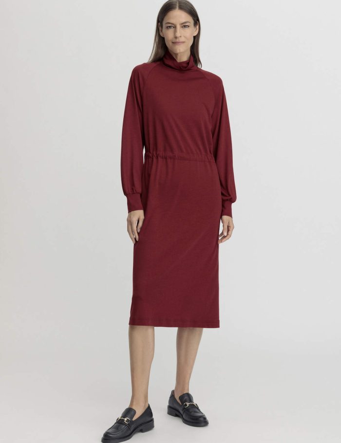 hessnatur Damen Jersey Kleid Midi Relaxed aus TENCEL™ Lyocell mit Bio-Baumwolle - rot