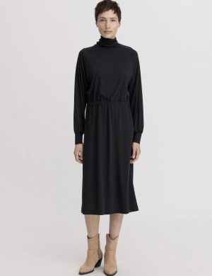 hessnatur Damen Jersey Kleid Midi Relaxed aus TENCEL™ Lyocell mit Bio-Baumwolle