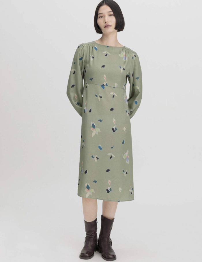hessnatur Damen Kleid Midi Regular aus TENCEL™ Lyocell - grün