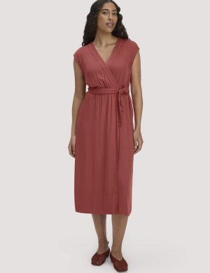 hessnatur Damen Kleid mit Wickeloptik Midi aus LENZING™ ECOVERO™ - braun