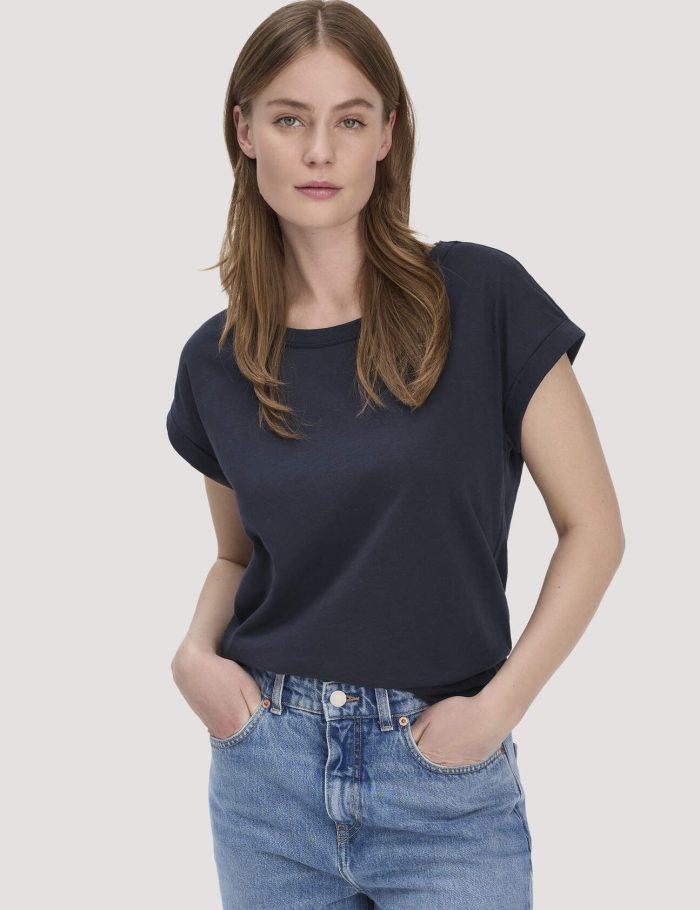 hessnatur Damen Light Slub T-Shirt Relaxed aus Bio-Baumwolle - blau