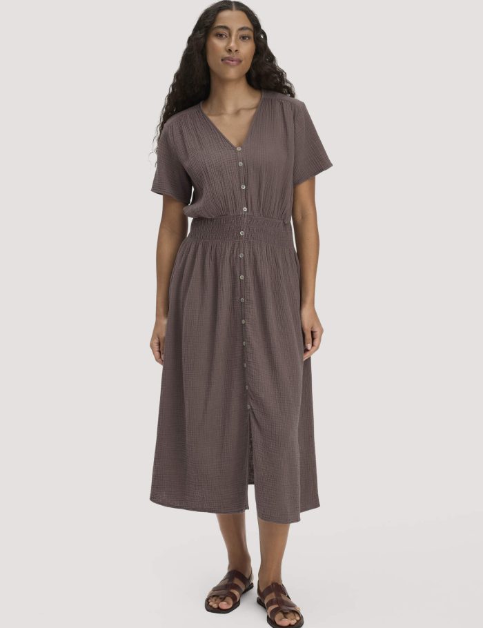 hessnatur Damen Musselin Kleid mit Taillierung Midi aus Bio-Baumwolle - braun